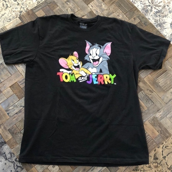 Tom and Jerry Black TShirt - Picture 1 of 4